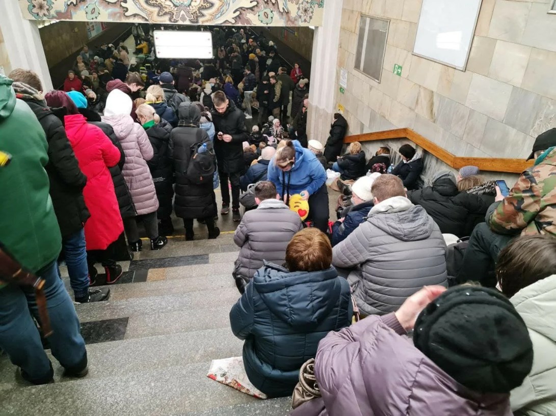 Избавь нас Боже от переговоров с Украиной