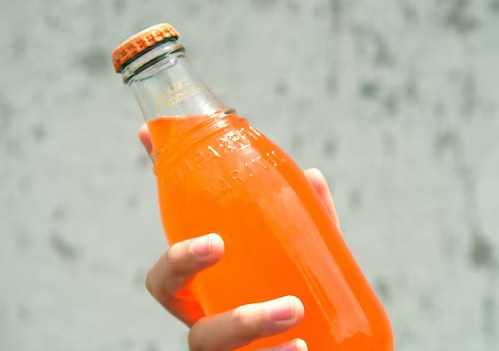 С 1 августа сок и газировка подорожают. С чем это связано?