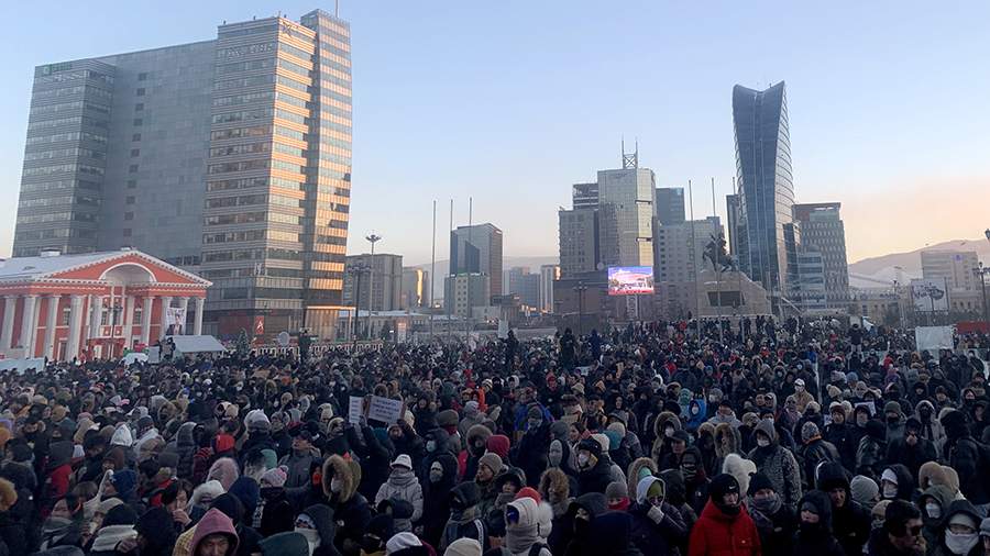 В Монголии протесты против бесконтрольного экспорта угля в Китай
