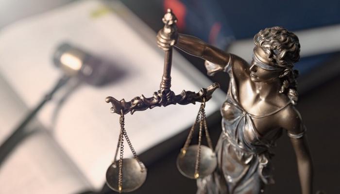 В России впервые привлекли к ответственности за уклонение от службы женщину