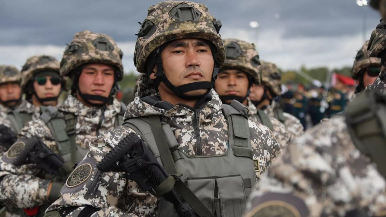 Казахстан примет участие в учениях ОДКБ. Маневры в Киргизии