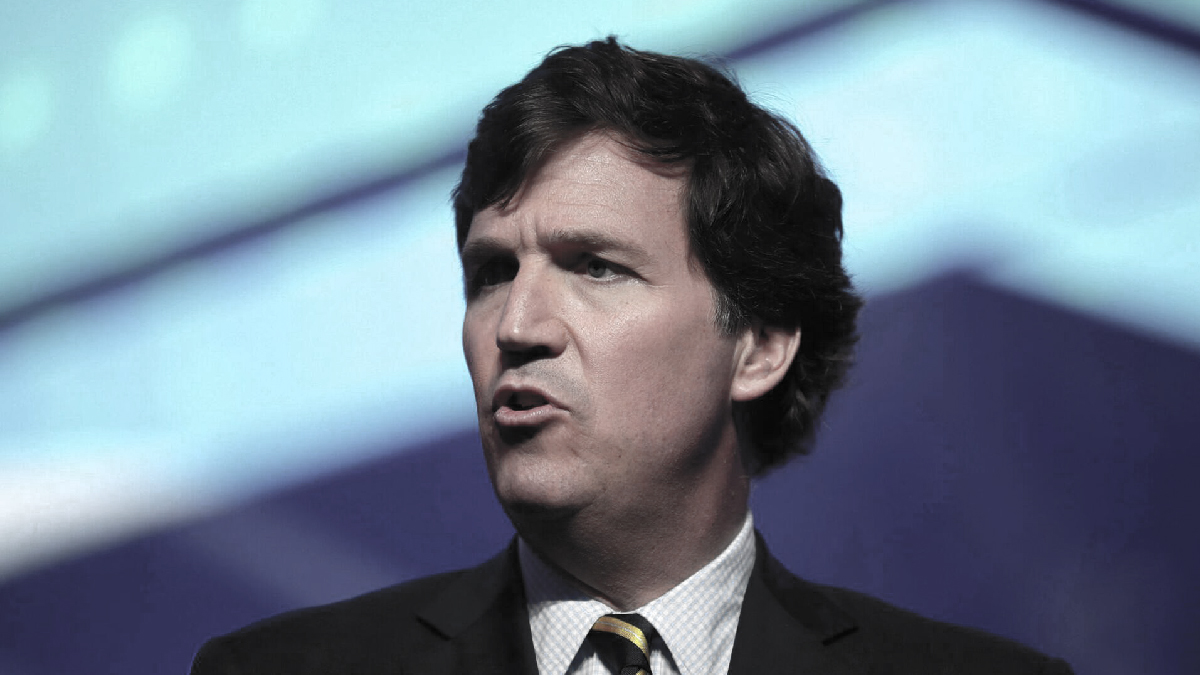 Такер Карлсон против президента Байдена