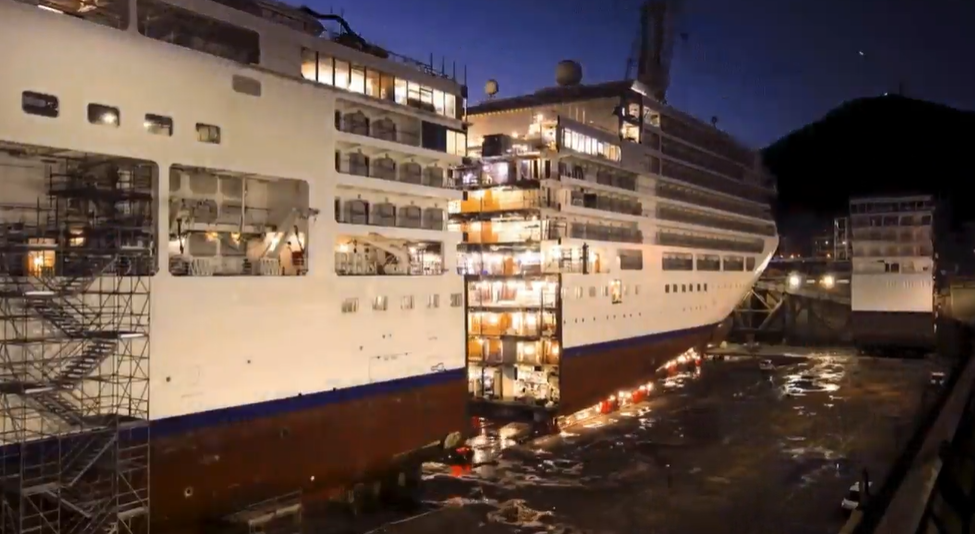 Зачем и как удлиняют корабль