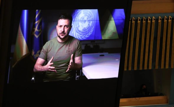 Зеленского предупредили о возможных протестах на Украине