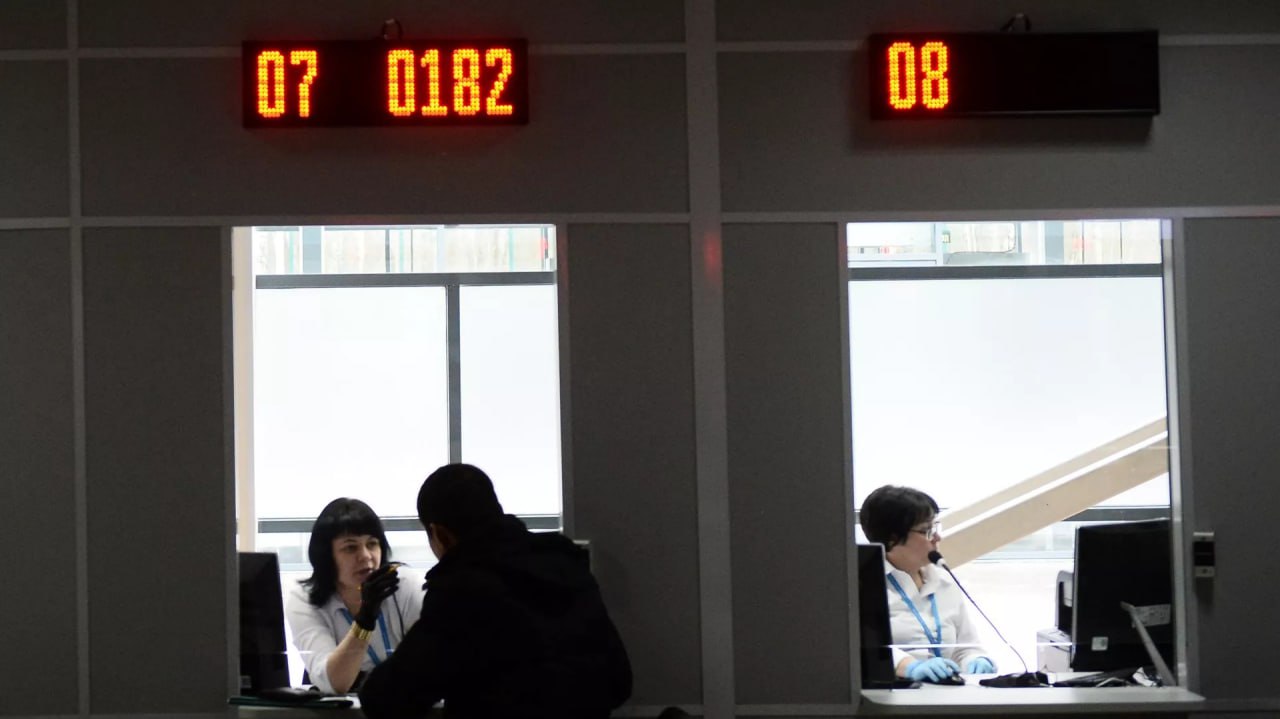 Иностранцам разрешали самостоятельно уведомлять о прибытии в Россию. Решение правительства РФ