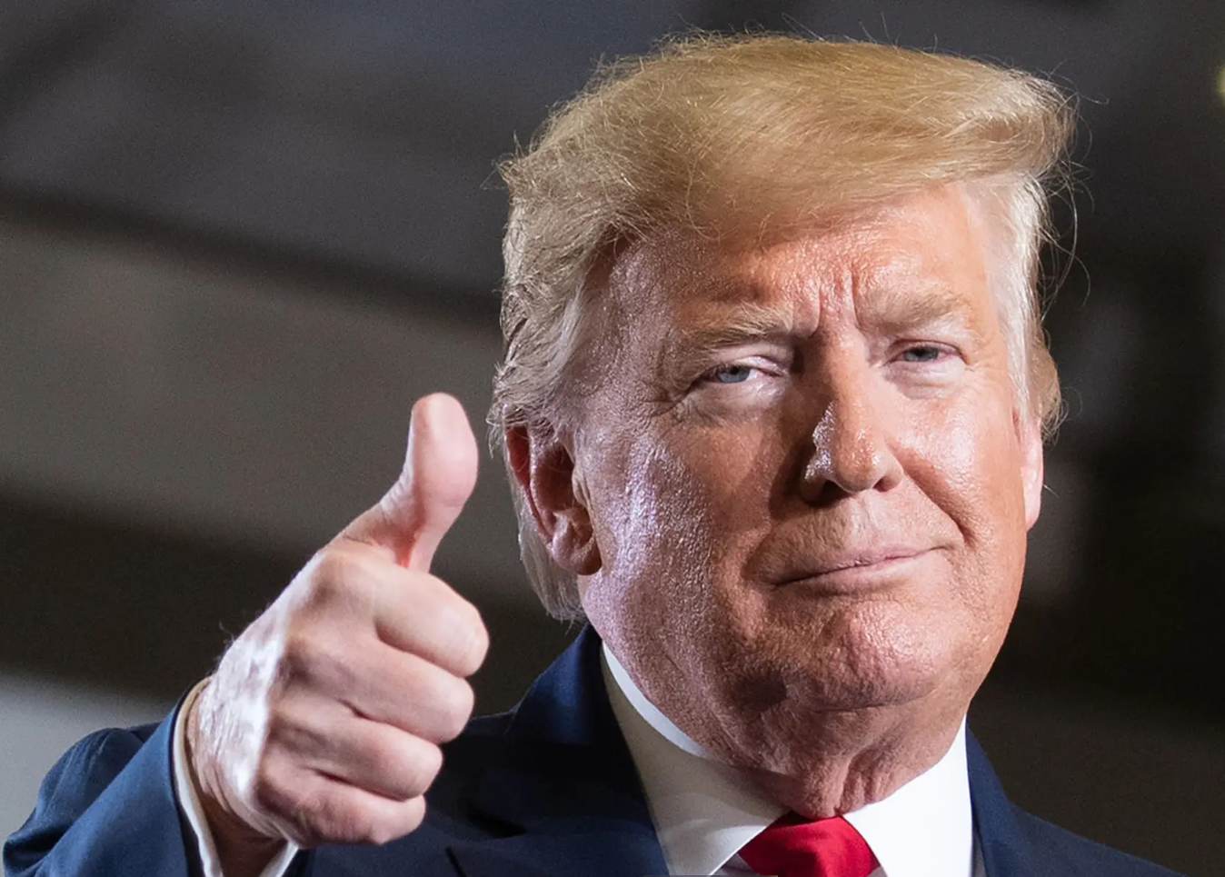 Трамп обвинил ФБР в сокрытии преступлений Байденов