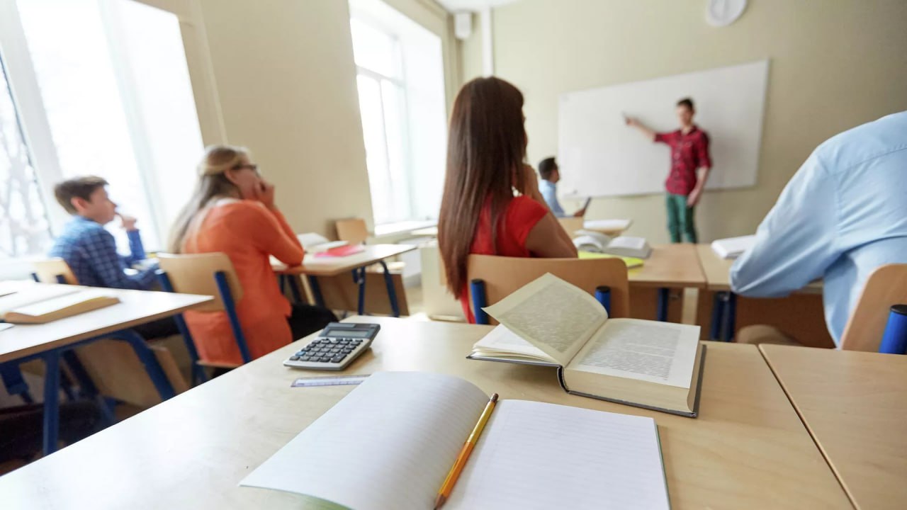 Минпросвещения поддержало модуль о семье в обществознании для школьников