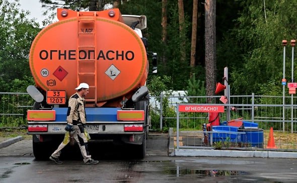 Правительство России против резких действий на топливном рынке