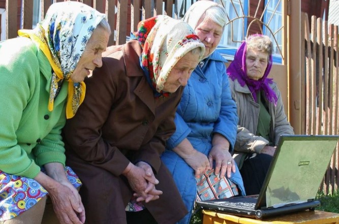 Количество сел с отсутствием связи и интернета снижается – Ростелеком