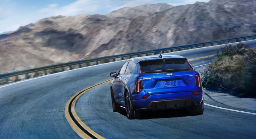 Cadillac представил один из самых быстрых серийных электрокаров