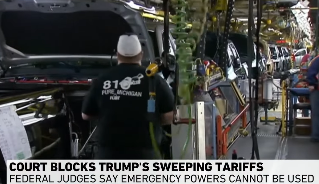 Суд отменил часть пошлин Трампа